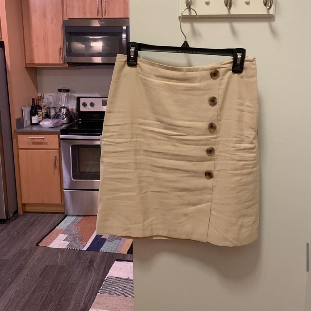 Ann Taylor Linen Skirt - khaki/cream colored with buttons